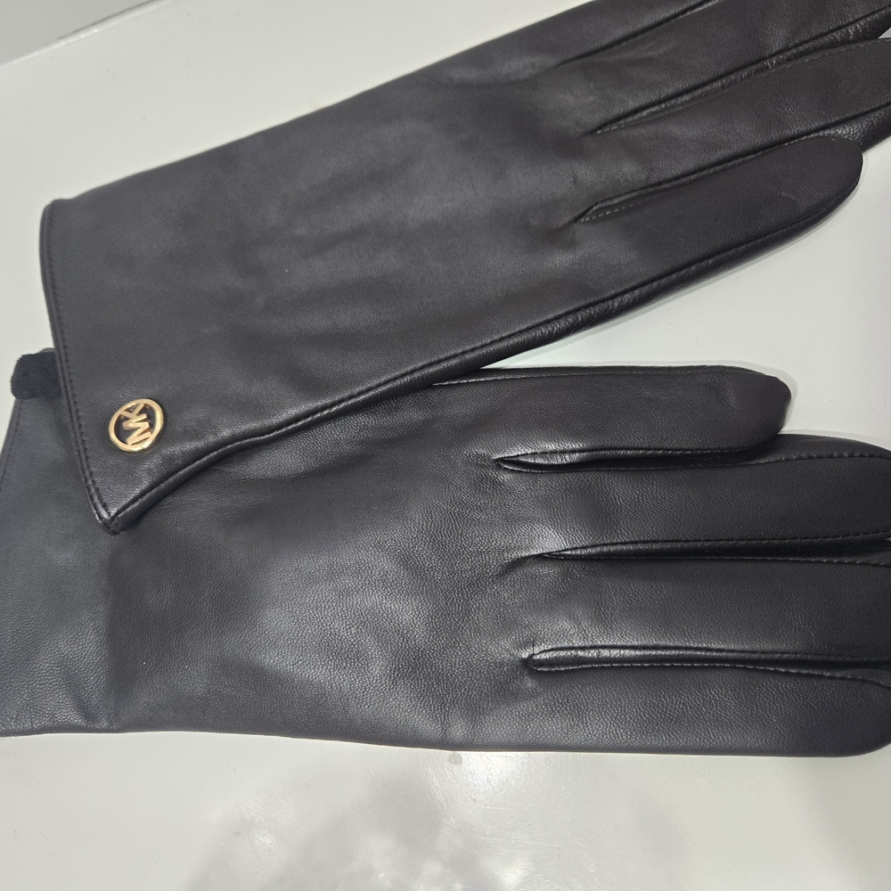 Black Leather Gloves with Logo